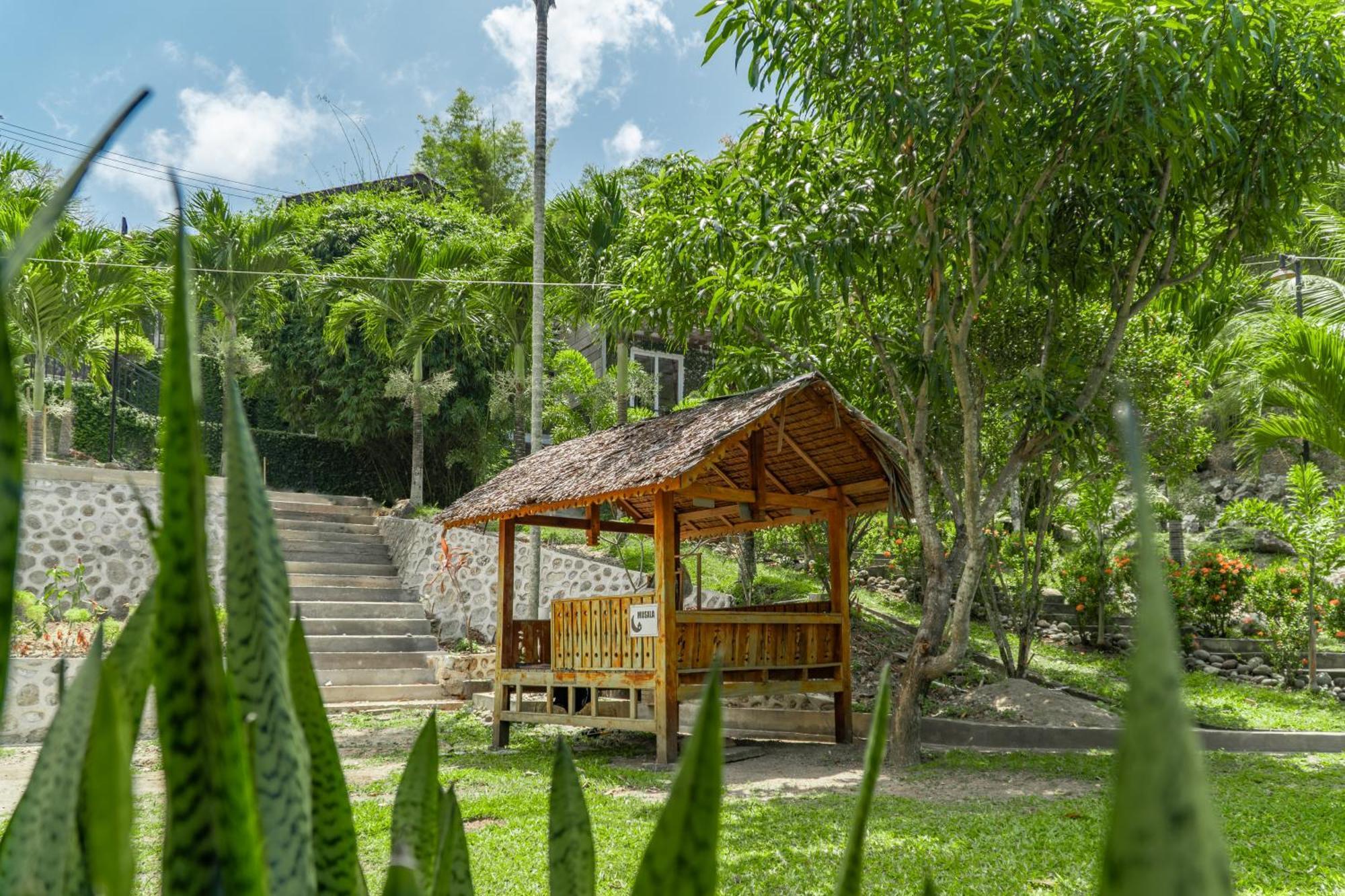 The Hawk'S Nest Resort Сабанг Екстериор снимка